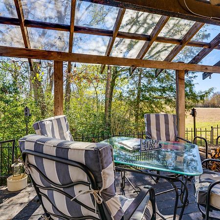 Vila College Station Getaway With Hot Tub And Courtyard! Exteriér fotografie